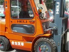 深圳安全吊裝搬遷公司產品與服務展示 叉車租賃解決方案